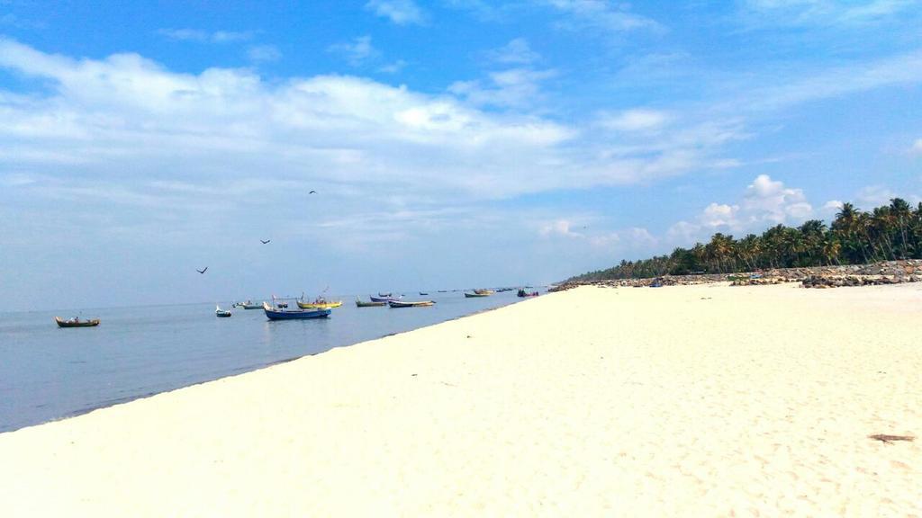 Marari Edens Apartment Mararikulam Bagian luar foto